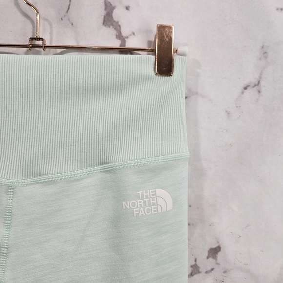The North Face Women's Mint Green Leggings. Fit More Like a Size SMALL - Picture 12 of 13